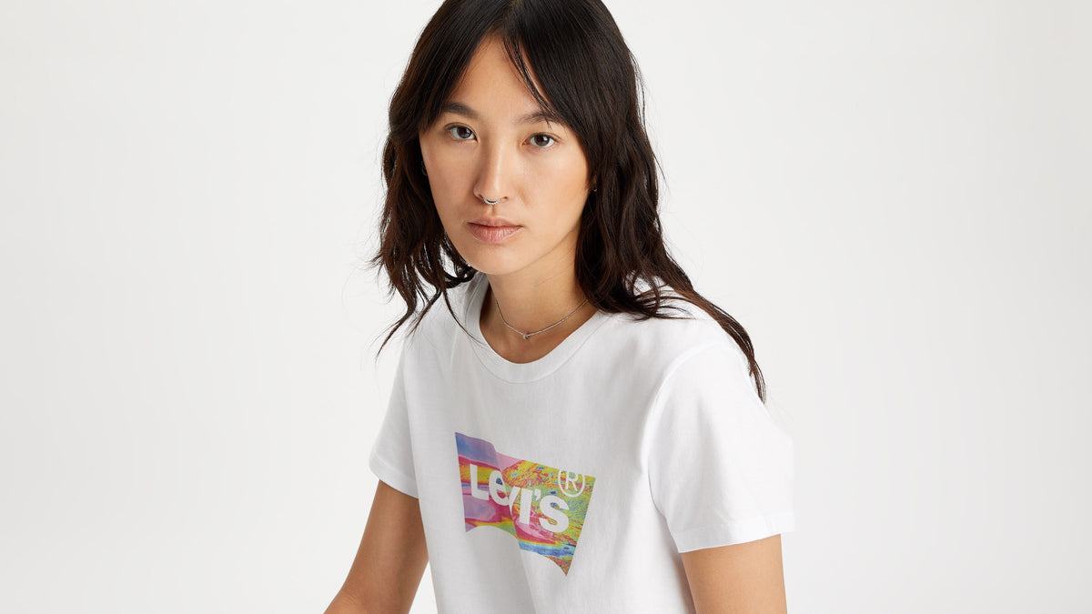 Levi's® Women's Logo Perfect T-Shirt