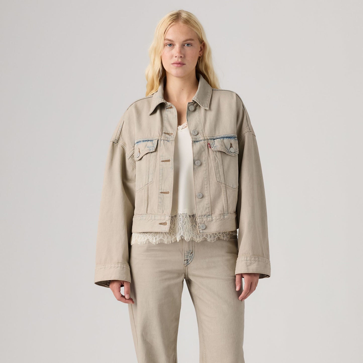 Levi's® Women's Loose Crop Trucker Jacket