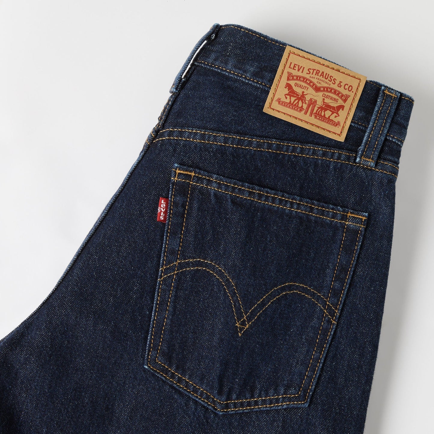 Levi's® Women's Middy Balloon Jeans