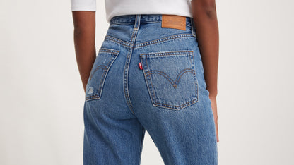 Levi's® Women's Ribcage Straight Ankle Jeans
