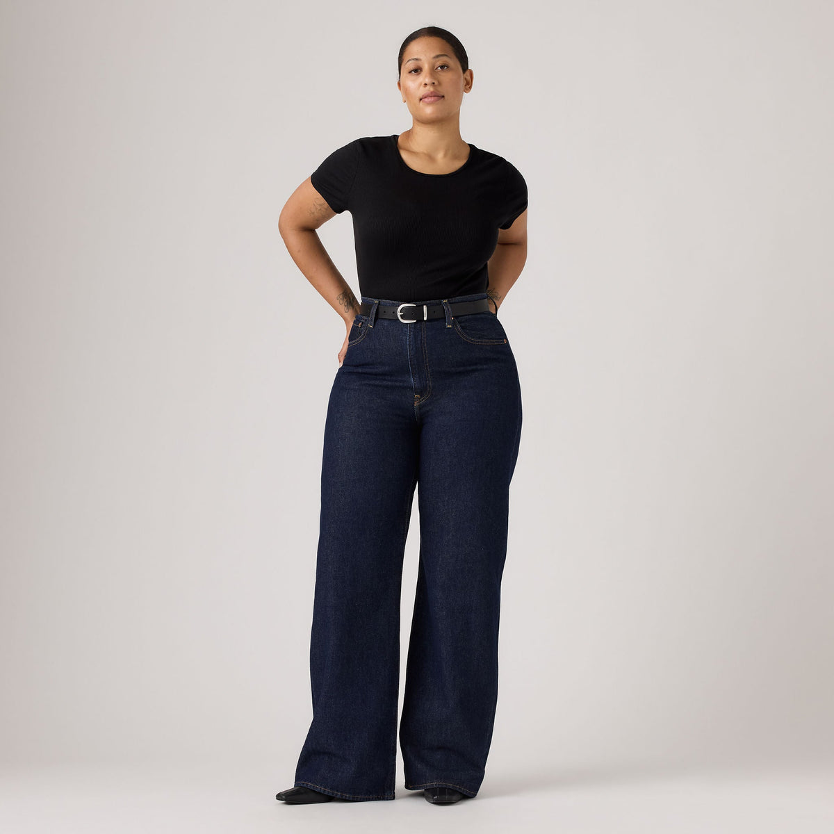 Levi’s® Women’s Ribcage Wide-Leg Jeans