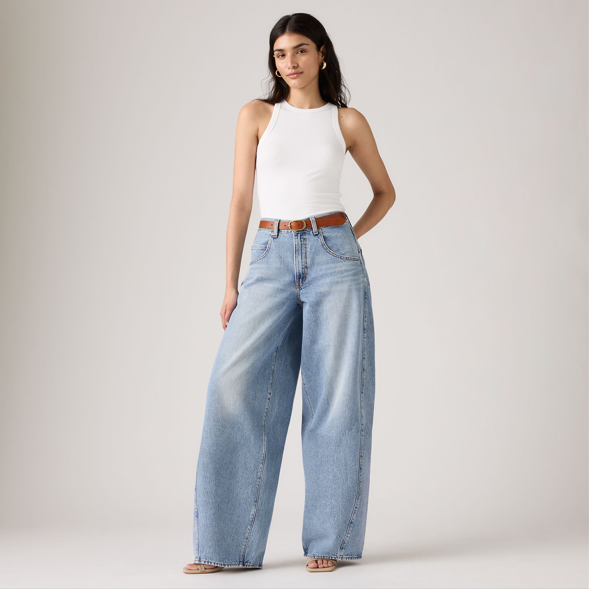 Levi's® Women's Super Baggy Barrel Jeans - Table Talk | Levi's TH